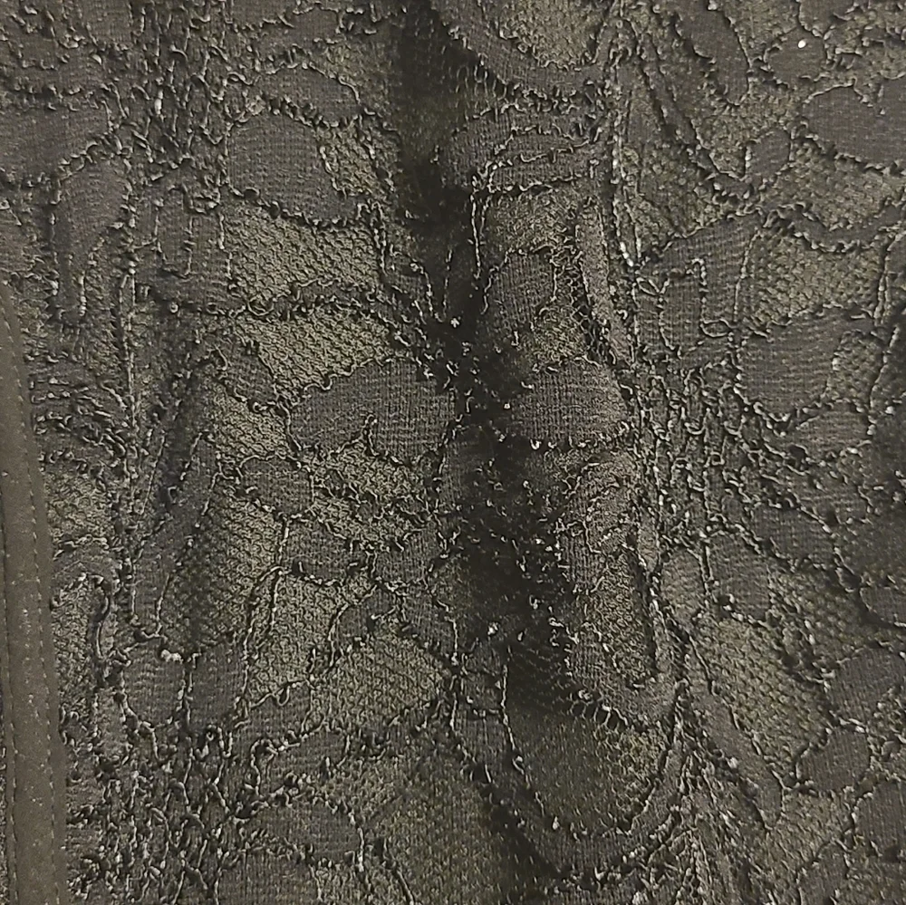 Lily Rose Women's Black Lace Mini-Flare Party Dress, size small - Picture 4 of 9
